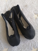 Load image into Gallery viewer, Ballet Shoes